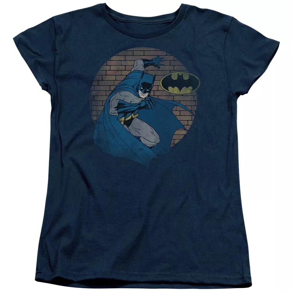 Batman  In The Spotlight  Women s T-Shirt 2XL