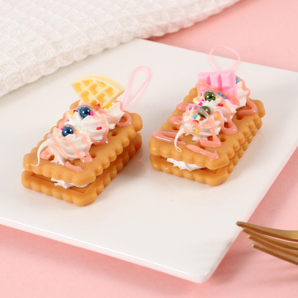 Cream Biscuit Model Cream Biscuit Key Ring Realistic Cookie Cartoon 3D Food Key Chains  Small Gift