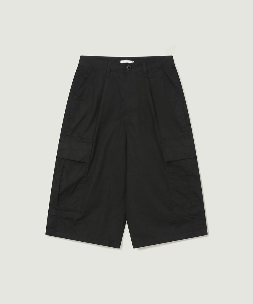 Aendeuel Wide Cargo Bermuda Pants - Black