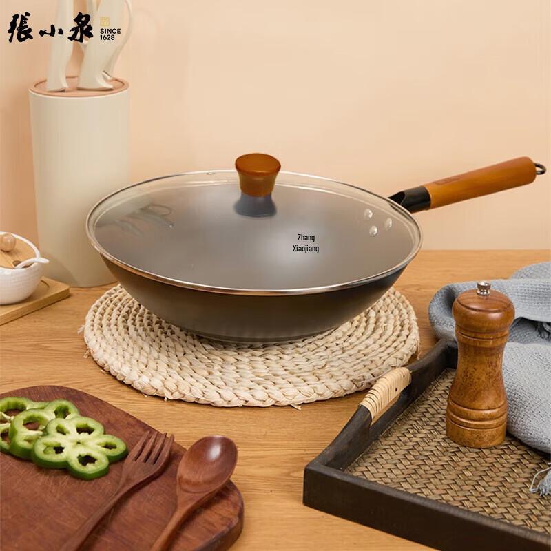 

Zhang Xiao Quan 32cm Round Bottom Iron Wok with Lid