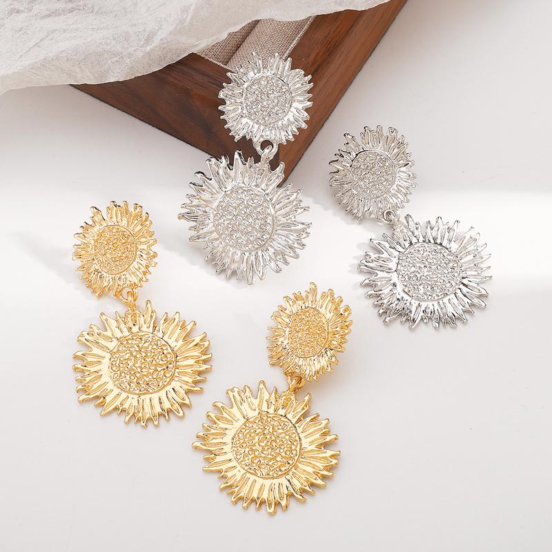 Exaggerated Gold Color Sunflowers Pendant Earrings for Women Simple Metal Floral Geometric Irregular Earrings Wear Zircon Gifts