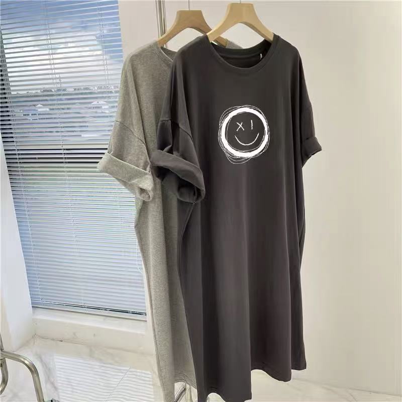 Summer's New Versatile Short-sleeved Loose Korean Style Korean-style Smiling Face Print Split Mid-length T-shirt Dress