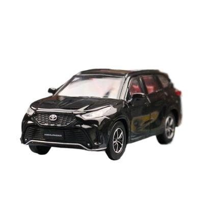 1/64 TOYOTA Highlander XSE Hybrid Miniaturmodell JKM 1/64 Premium SUV Spielzeugauto Fahrzeug Freilaufräder Druckgusslegierung Sammlung Geschenk