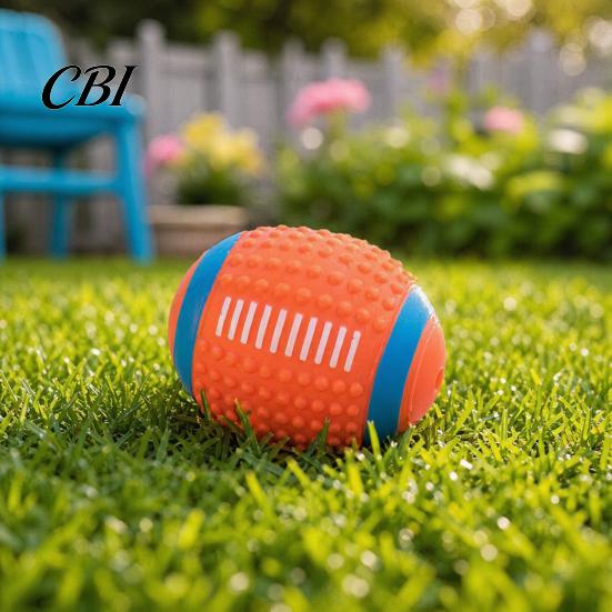 Tough Chew Toy for Dogs Dog Ball, Sound-Producing Rubber Durable Pet Sound Making Toy, Cleans Teeth Interactive Training Outdoor Play Tartar Removal
