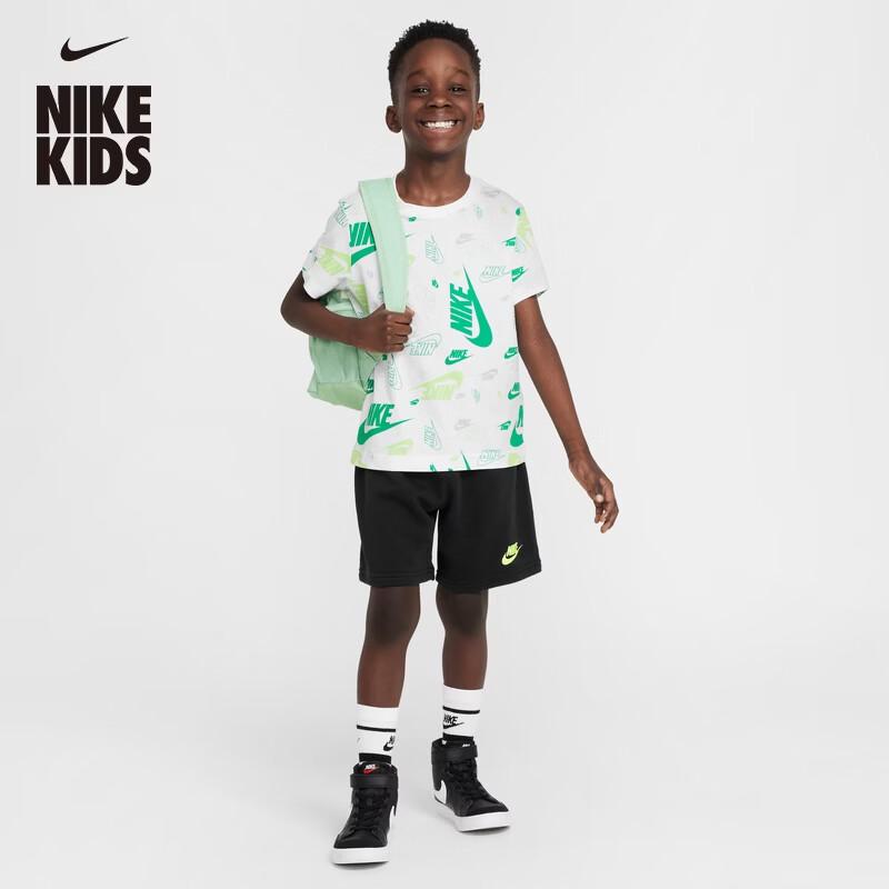 

Nike Kids French Terry T-shirt & Shorts Set L