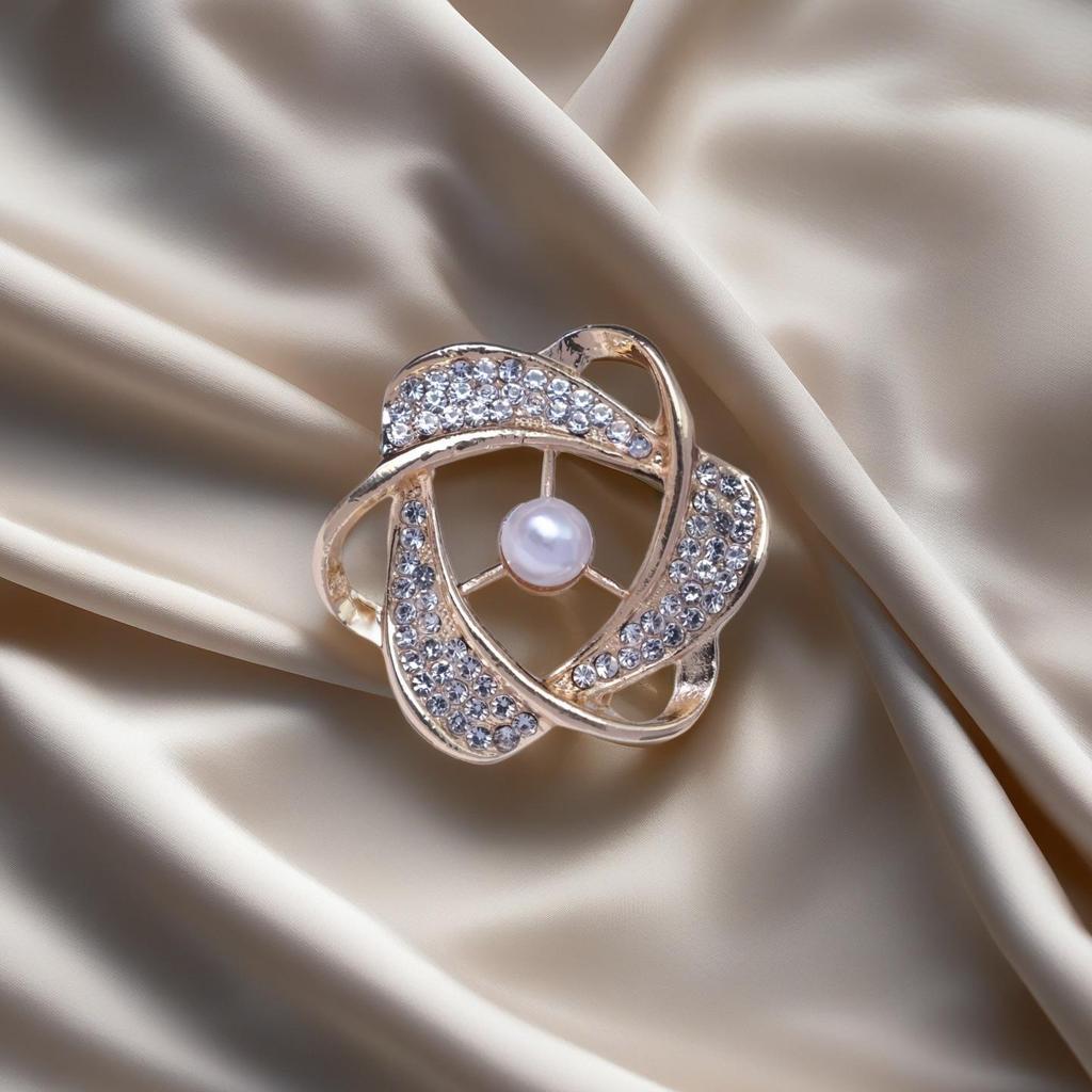 Dámský klip na šátek s kamínky: Japonský & Korejský Styl, Proti Odhalení, Módní, Luxusní, Všestranná Přezka na Připevnění, Multifunkční Brož.