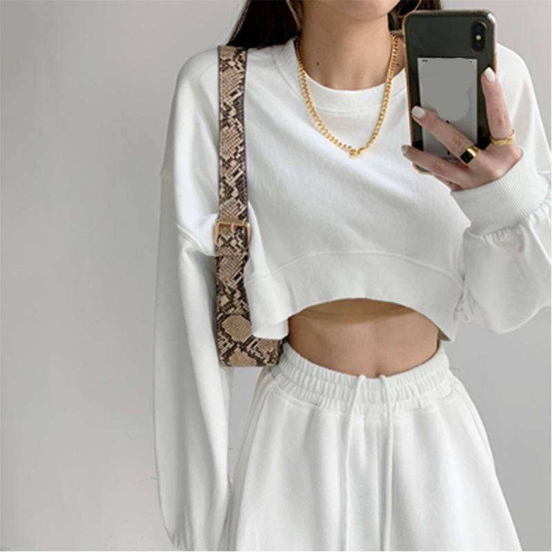 Женский короткий свитер осенний однотонный свободный топ с круглым вырезом XXL белый 1560₽