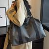 Lightweight Travel Bag: Large Capacity for Short Trips & Gym - Unisex