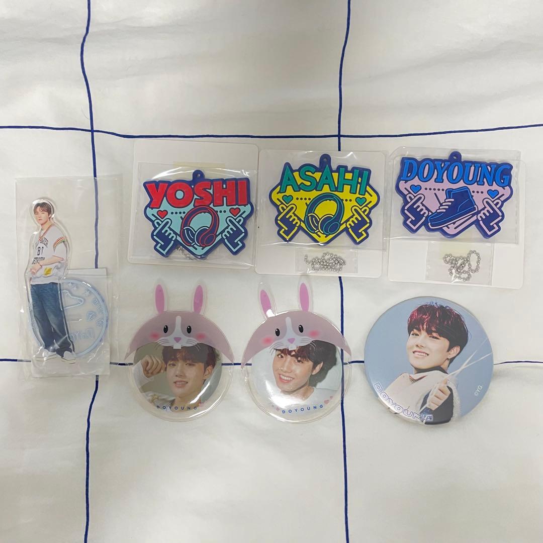 

[Б/У] TREASURE Доён Акриловая подставка Значок