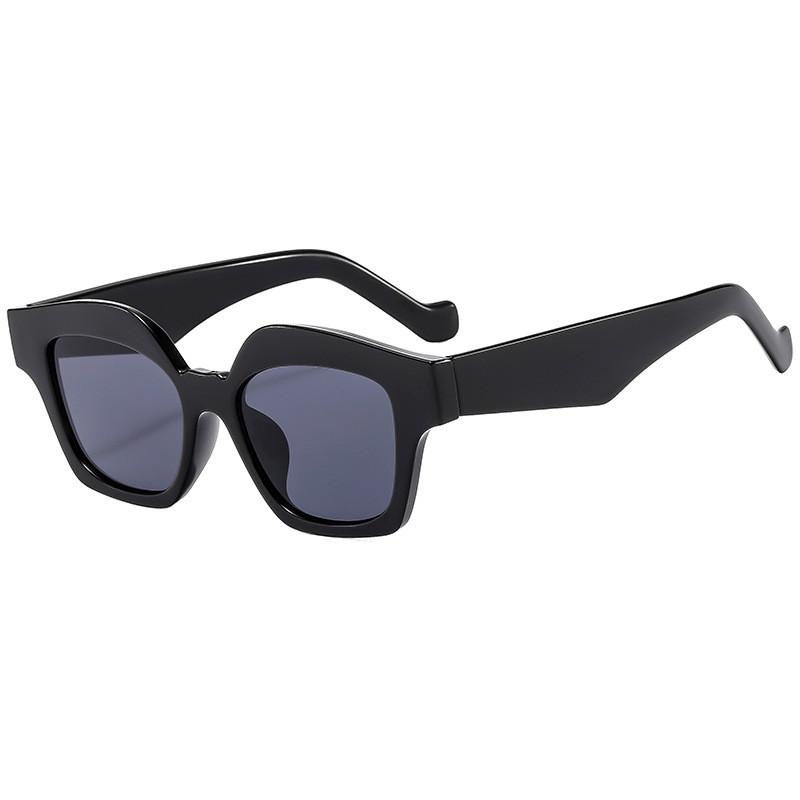 

Geometric Black Frame Sunglasses Uv400 Polarized For Outdoor Travel And Fashion BlackFrameGrayLens