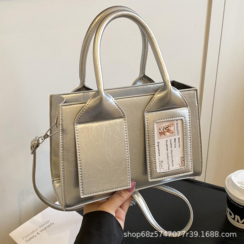 Premium Sense Super Fire Niche Bag Women 2025 New Summer Versatile Messenger Bag Fashion Portable Commuter Bag