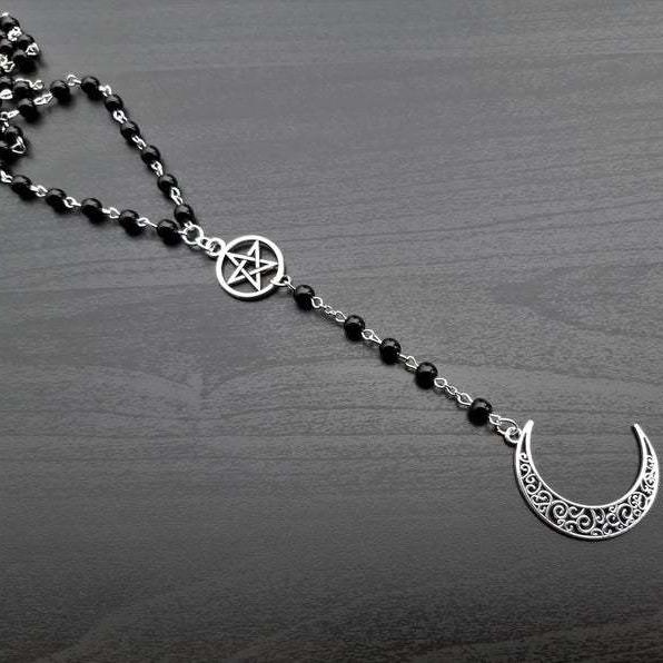 

Trendy Gothic Crescent Pentagram Necklace with Black Beads Charm чёрный