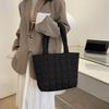 Solid Color Fashion Tote Bag Korean Style Quilted Handbag Cotton-padded Tote Bag  Daily Commute