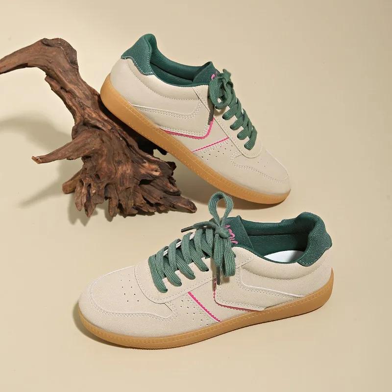 Fashion Plus Size 2025 New Hot Sale Women's Vulcanize Shoes Lace Up Outdoor Walking Low Heel Sneakers Versatile Comfortable Casual Shoes