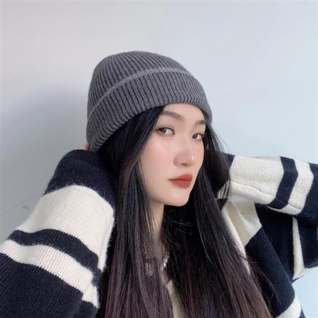 Plays Knit Beanie (Gray)