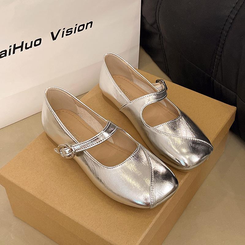 

Fairy gentle shallow mouth flat-soled single shoes female spring and autumn 2025 new soft-soled skirt pleated grandma Doudou shoes 40 серебряный