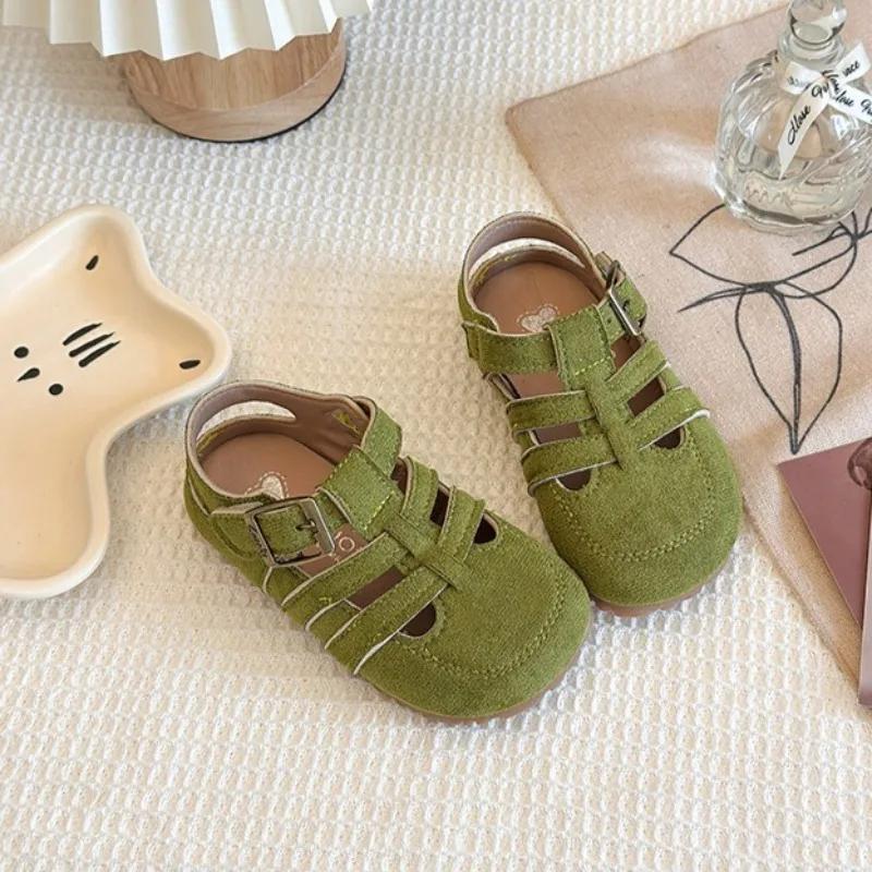 

1-12Y Children s Sandals Toe Protect Boys Girls Summer New Candy Color Soft Sole Shoes Kids Casual Retro Flat Leather Sandals 21 зелений