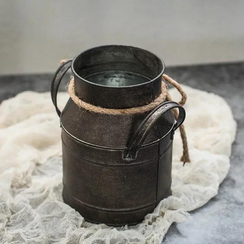 Ρετρό Παλιός Μεταλλικός Κάδος Λουλουδιών Έπιπλα Στηρίγματα Κήπος Ευρωπαϊκή Γάλακτος Μονοποικιλιακό Γλάστρα Βάζο Διακόσμηση Στολίδια Διακόσμηση Σπιτιού