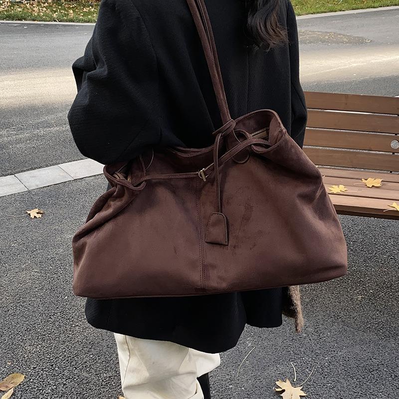 Large-capacity flannel tote bag women's autumn and winter new high-end versatile shoulder bag handbag niche design
