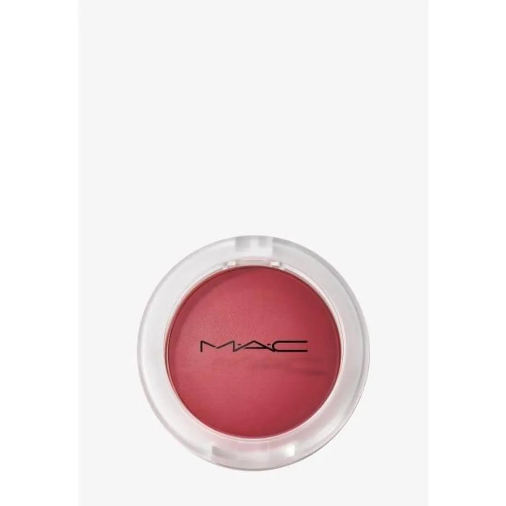 MAC Glow Play Cushion Blush - Plush Pepper The colour is