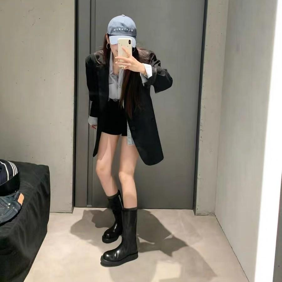 Height-increasing Leather Thick-soled Pleated Medium Tube Knight Boots Women's New Round Head Side Zipper Locomotive Short Boots