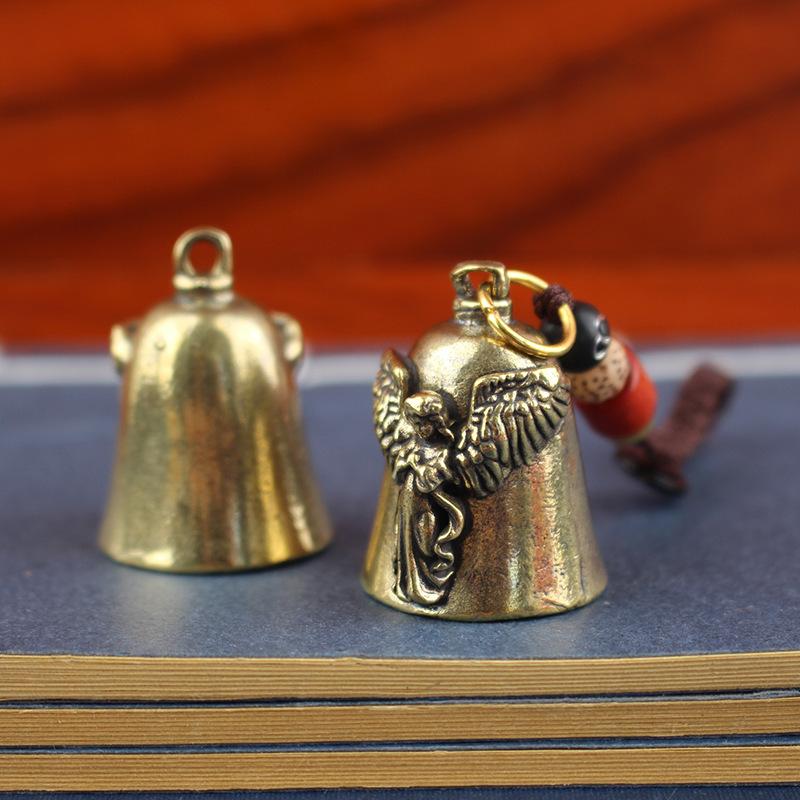 Vintage Vintage Brass Bell Wings Decoration Guardian Bell Keychain Angel Relief Hanging Decor