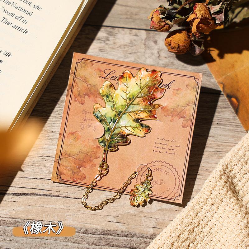 Metal Bookmarks - Vintage Leaf Shape Bookmarks Set, Enamel Gold Edge Book Page Clips, Elegant Chinese Style Reading Accessories (8cm X 8cm)