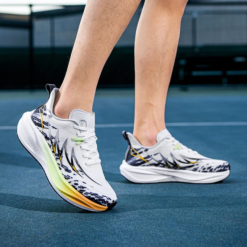 Men's breathable outdoor casual sneakers four seasons light soft-sole speed running shoes fashion students racing sports shoes