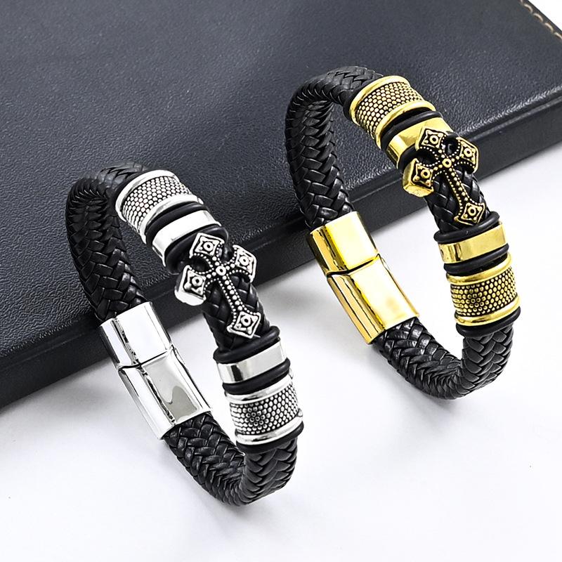 Classic Men'S Black Leather Bracelet, Magnetic Metal Buckle, Fashion Bracelet, Everyday Casual Jewelry, Matching Jewelry.