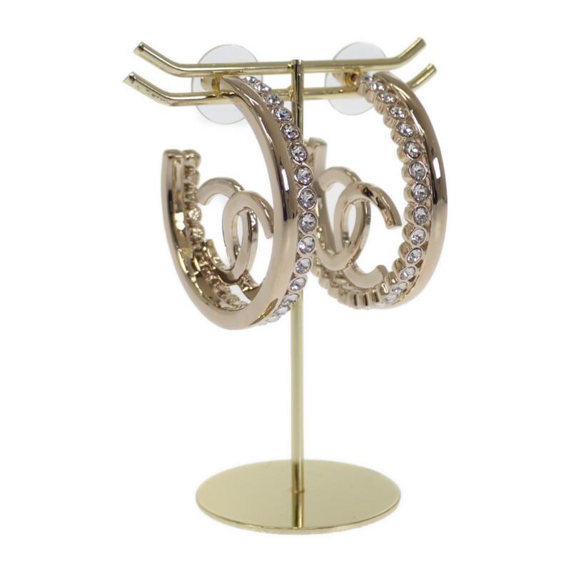 CHANEL Pierce gold metal Women