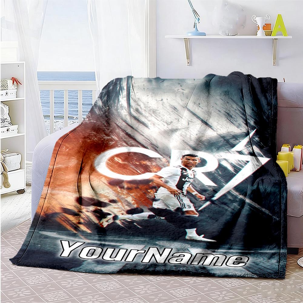 Cristiano Ronaldo 17 Personalized Text Blanket Lightweight Personalized Blanket Ultra-Soft Versatile for Chair Nap Couch Sofa All-Season Use