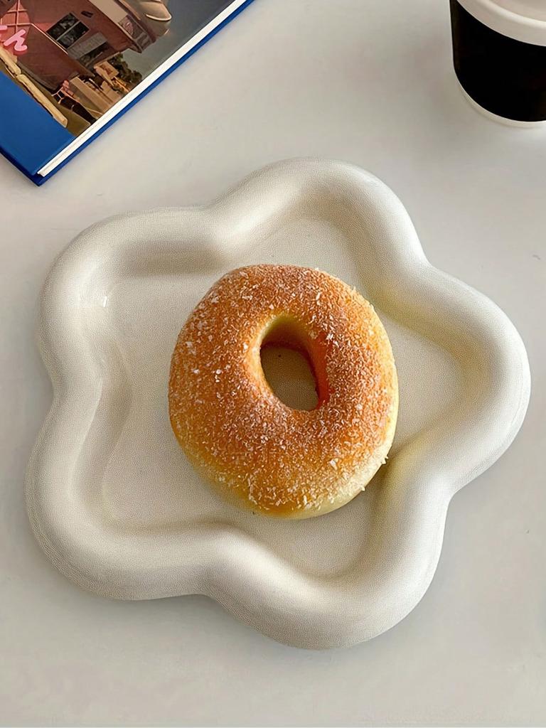 1pc Flower Shaped Jewelry Tray, Jewelry Plate, Jewelry Storage Tray, Jewelry Holder, Household Creative Jewelry Storage Ornament