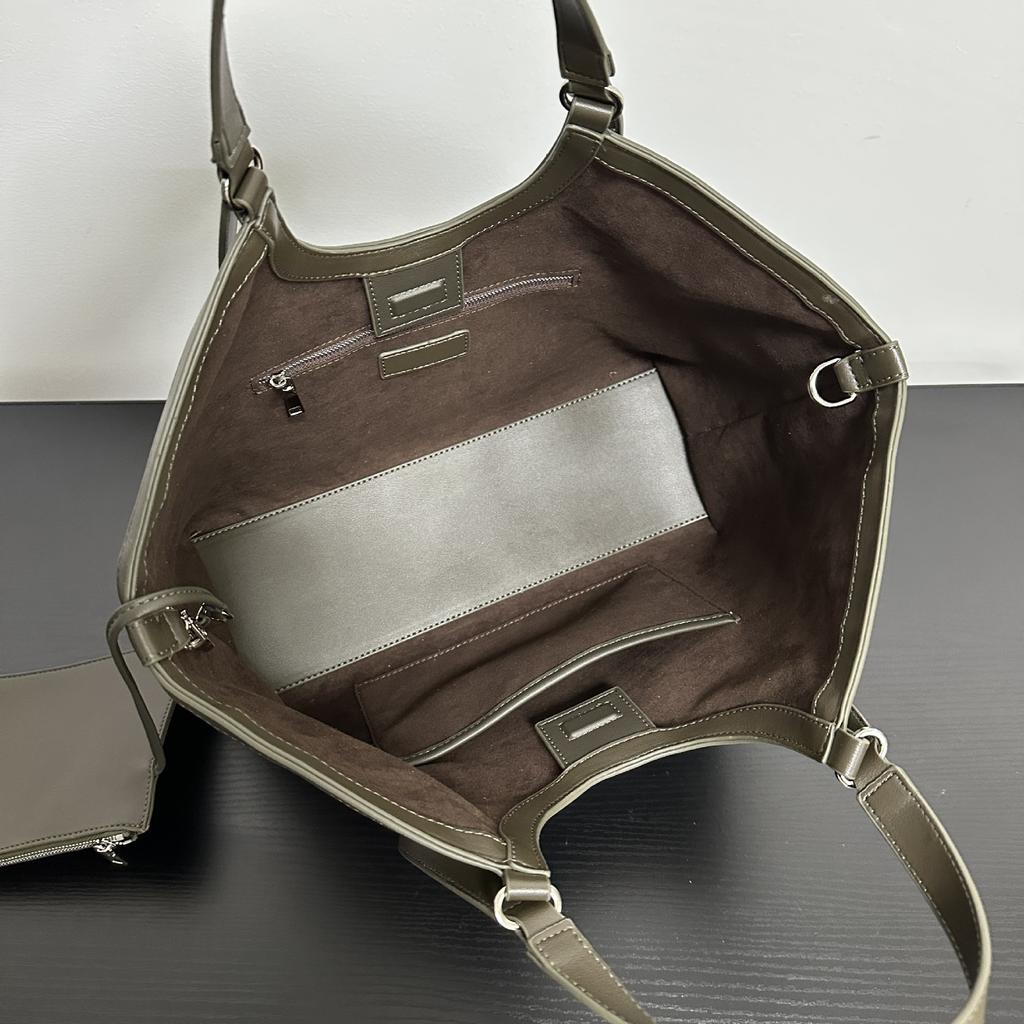 Niche design commuter texture versatile retro woven tote bag large capacity premium portable shoulder armpit bag