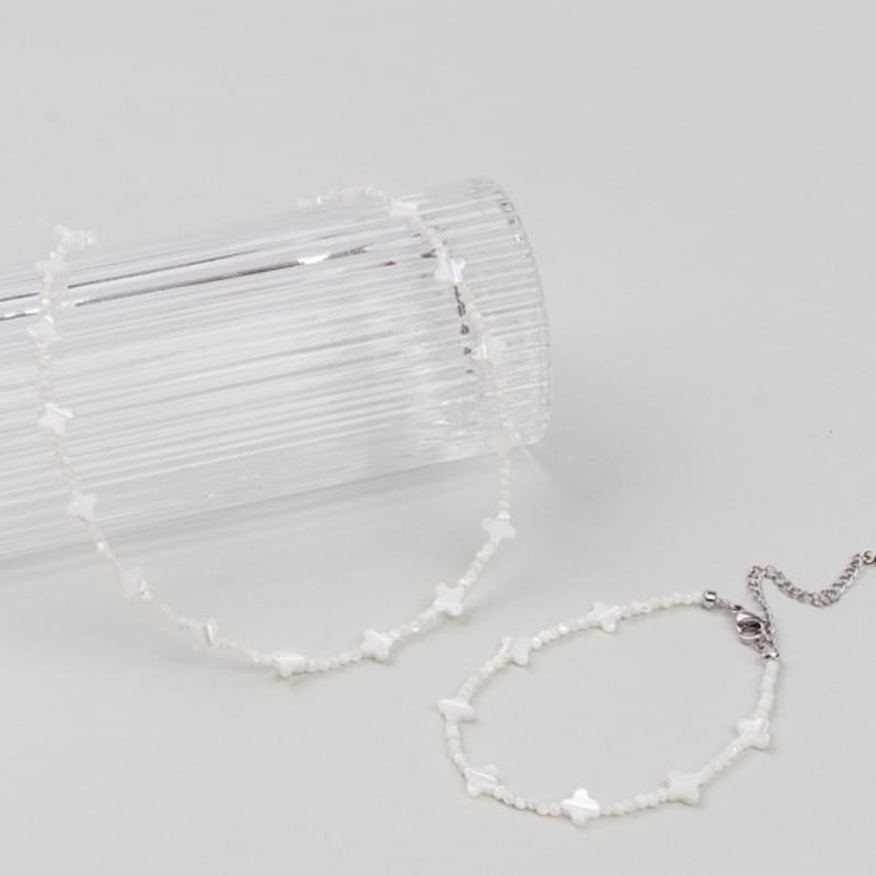 AUGUST ALICE Hola Beach Flower Mother-of-Pearl Bracelet