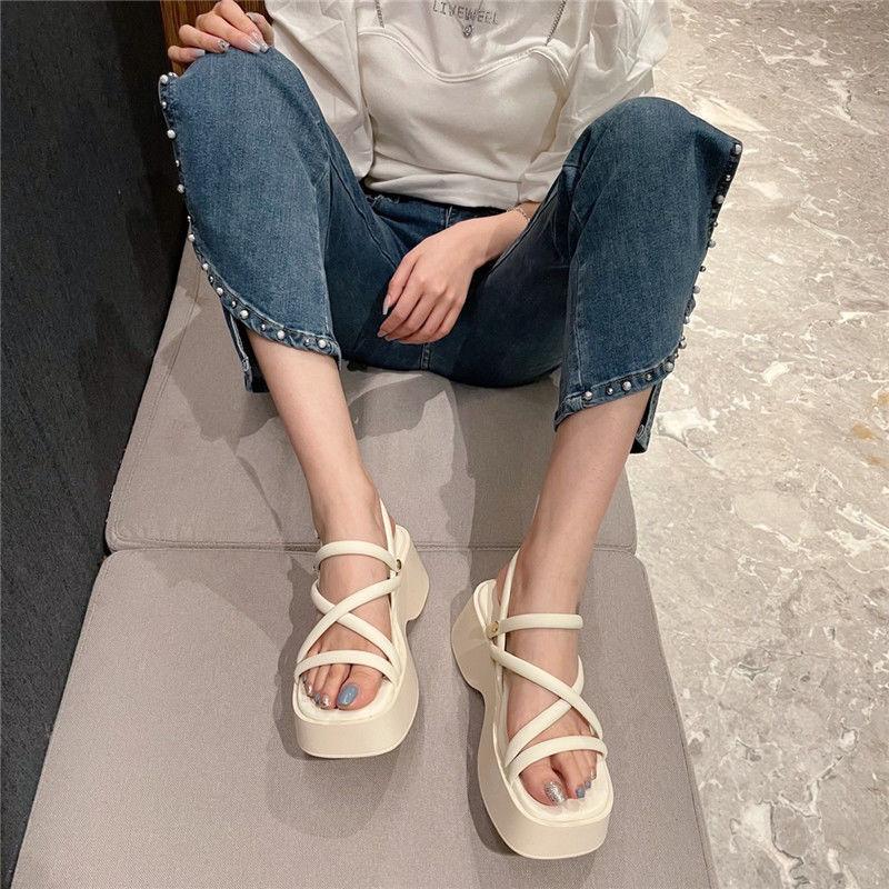 In The Summer of 2025, A New Versatile Minimalist Thin-band Thick-soled Roman Shoe, A French Thick-soled Women's Fashion Sandal