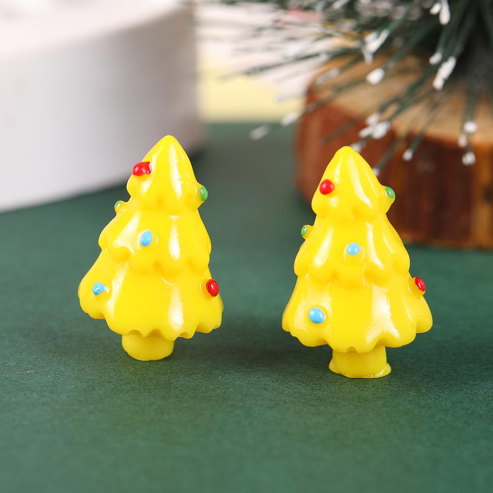 Creative Cartoon Mini Christmas Tree Ornaments: Cute Resin Snow Tree Crafts for Desktop Decoration