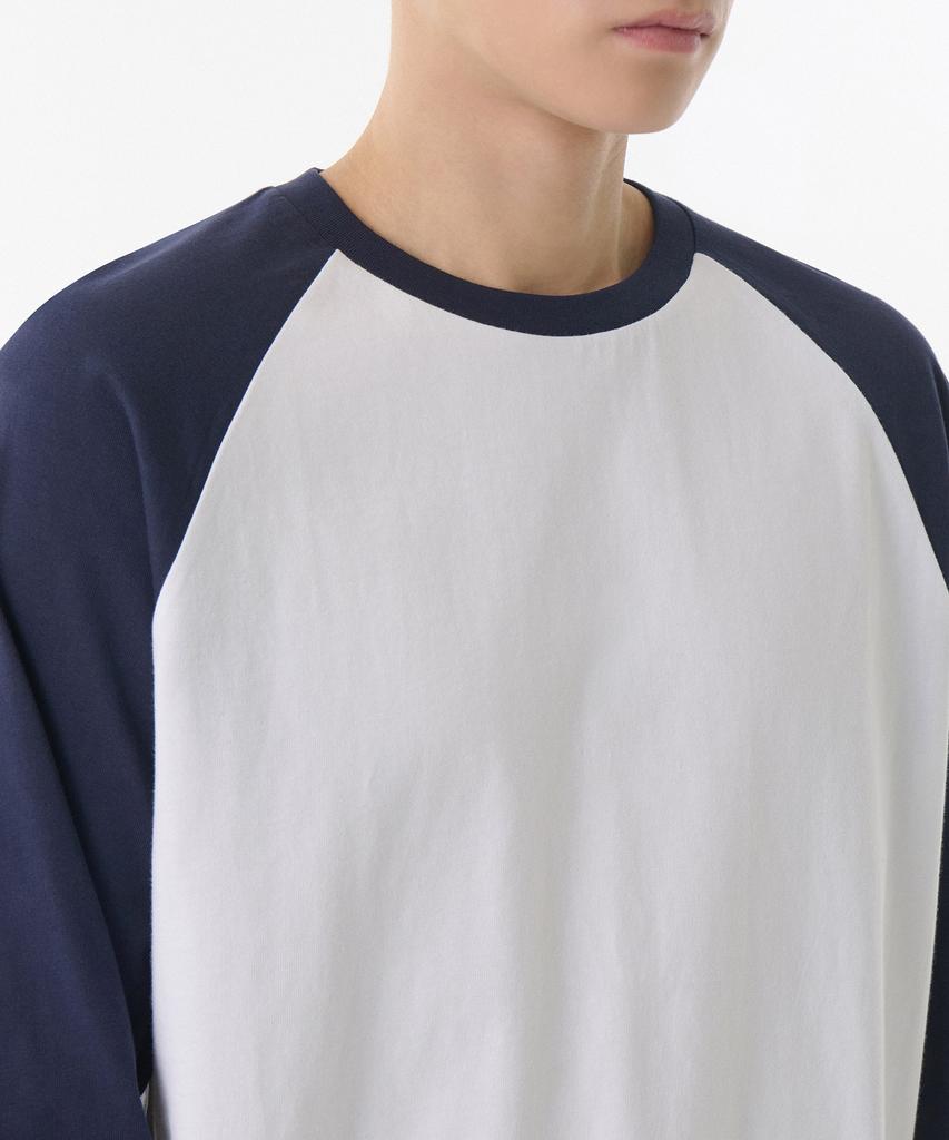 MUSINSA STANDARD Relaxed Rib Cuff Raglan Long Sleeve T-Shirt [White/Navy]