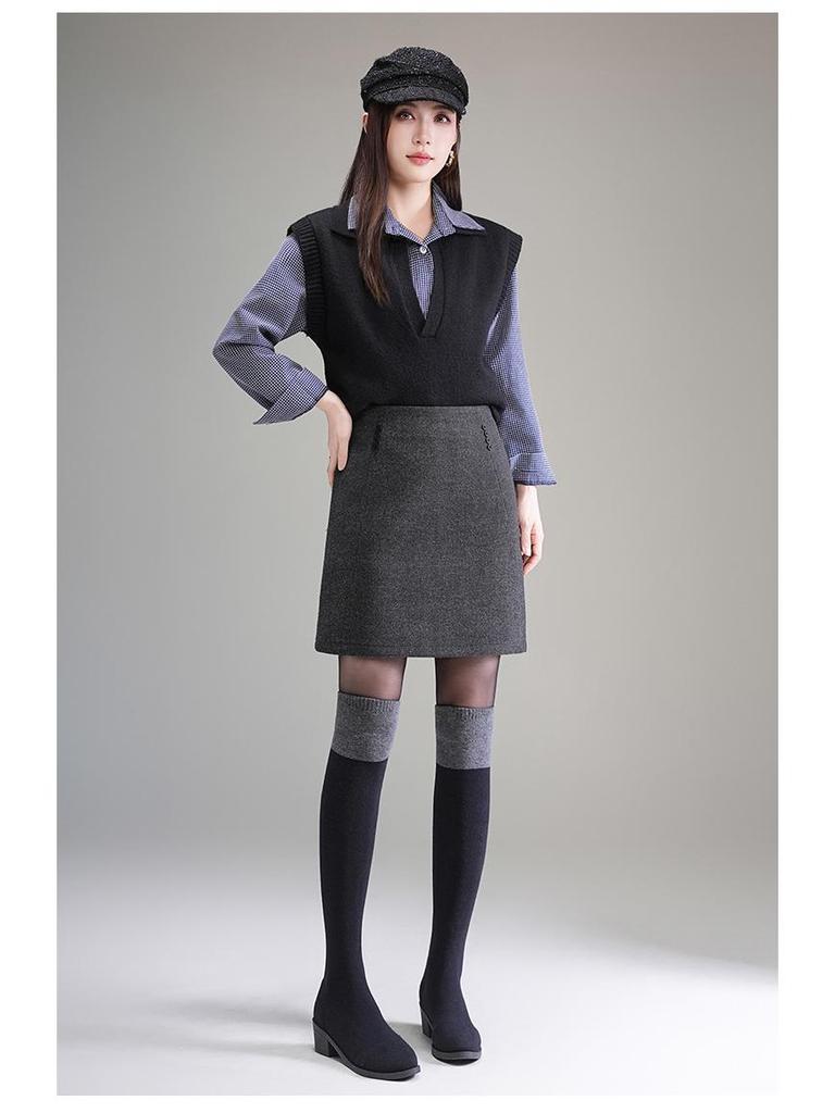 Women's High-Waisted A-line Sheath Skirt, Elegant Hip-Hugging Design for Autumn/Winter 2025