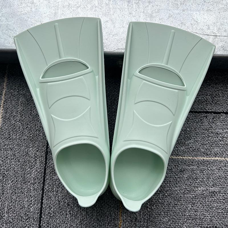 Unisex Silicone Swimming Fins for Freestyle & Breaststroke - Lightweight Short Diving Fins for Adults & Children