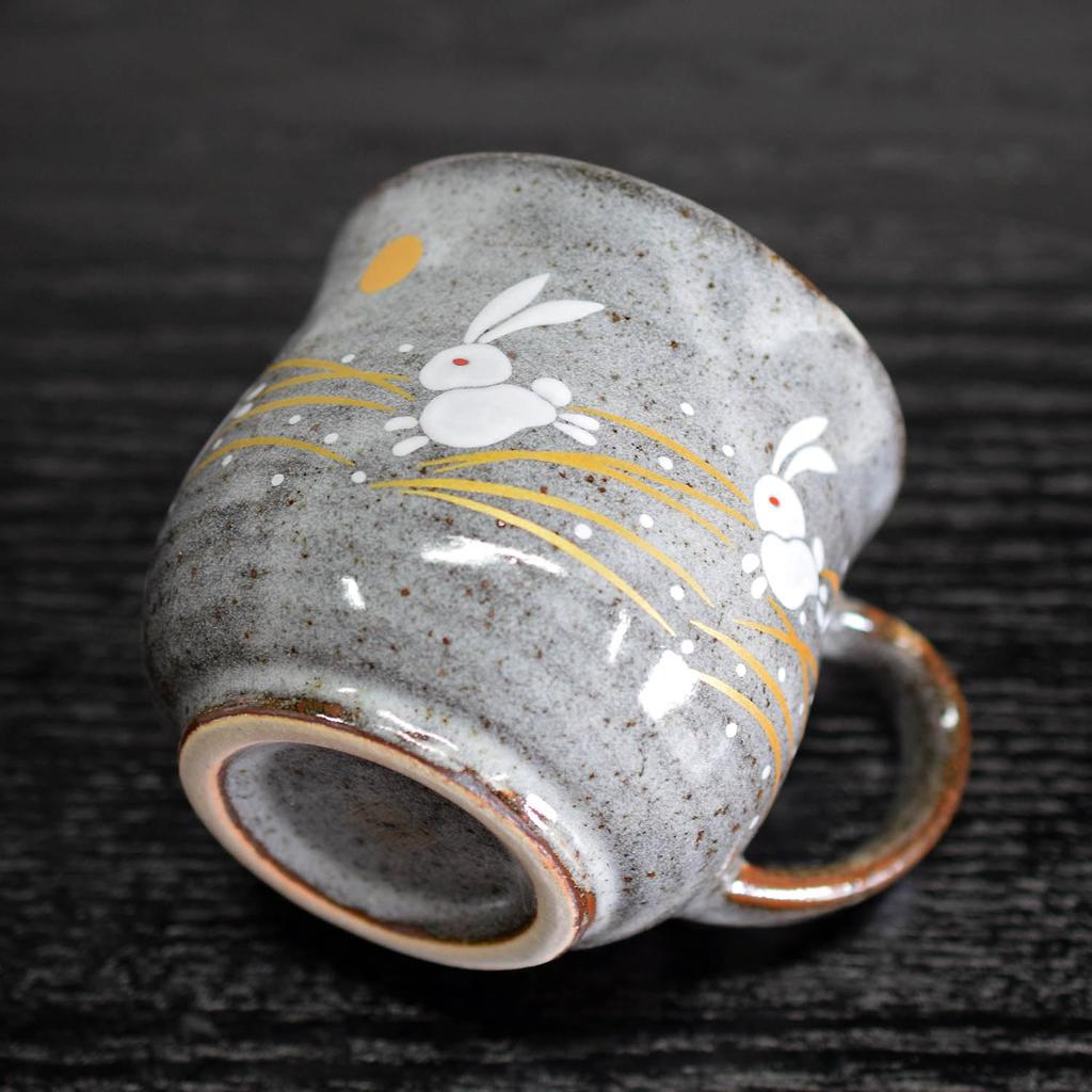 Waza no Kura Stylish Coffee Mug, Kutani Ware Mug with a Winged Rabbit Design, Ceramic, Luxury Brand, Made in Japan, Perfect as a Birthday Gift, 60th B