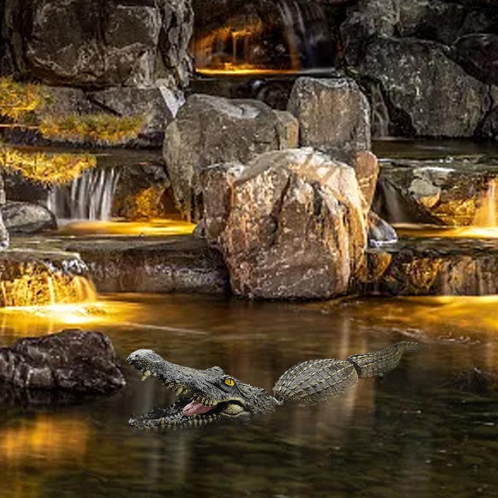 Crocodile Garden Decoration