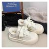 Milk fufu thick-soled big-headed bread shoes 2025 winter velvet little white shoes women's Hong Kong style street shot leather surface warm cotton 