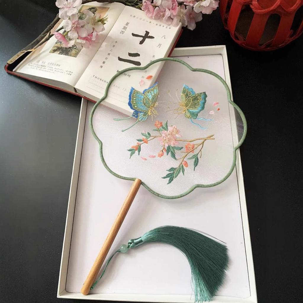Ancient Style Chinese Embroidered Round Fan for Hanfu and Cheongsam