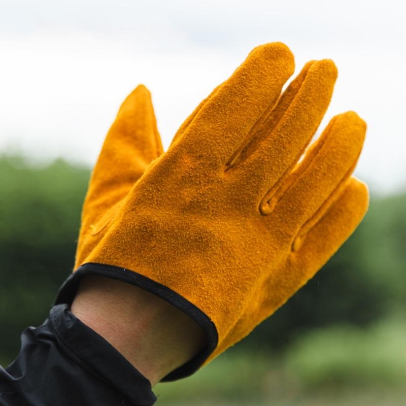 Heat Resistant Gloves For Industrial Work Camping With Leather Palms Flame Resistant Lining High Temperature Protections