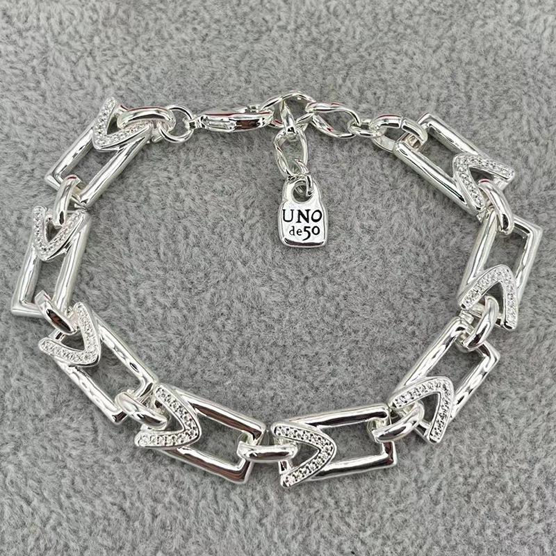 2024 Trendy European Patchwork Bracelet: Women s Creative Festival Jewelry and Romantic Gift