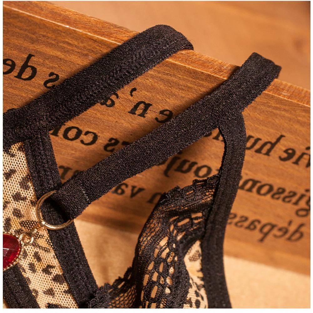 Sexy Hollowed-out Female Leopard Print Thong, Light Luxury Lace Fully Transparent Temptation Low-rise Female Hot Underwear T-pants 2229