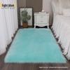 Coperta decorativa per mensola espositiva e finestra in finta lana bianca
