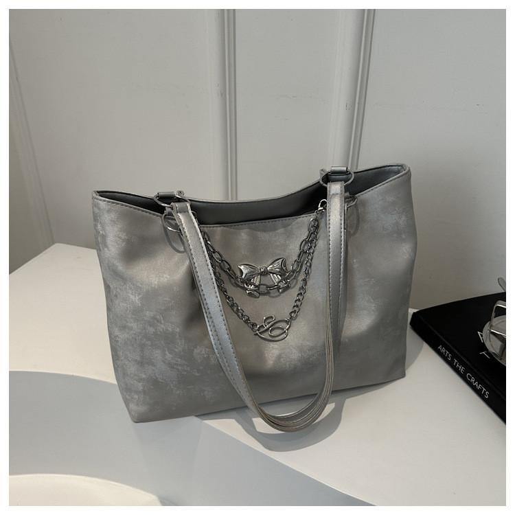 Large Capacity Chic Women's Bag 2024 New Chain Casual Butterfly Shoulder Tote Bag