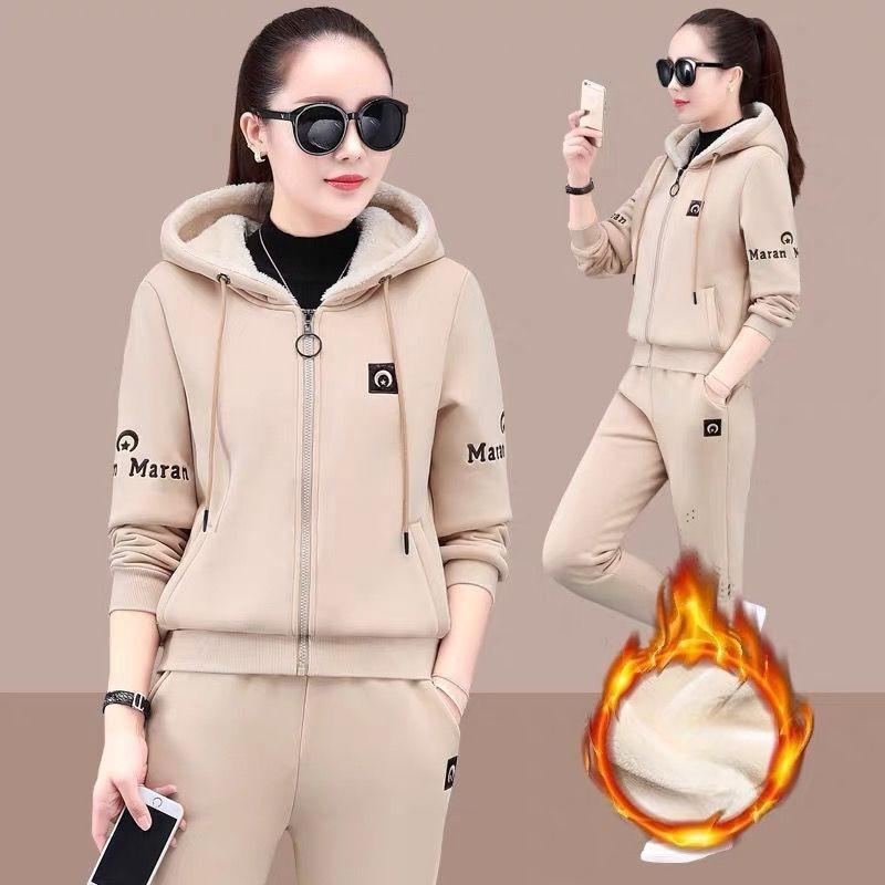 Thick Velvet Sweatshirt Suit for Women, Autumn Suit, Fashionable Large Size Casual Sports Two-piece Set