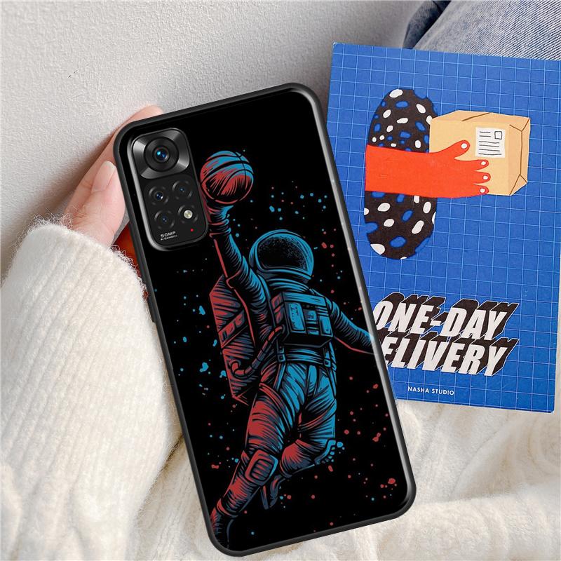 Astronaut Space Dunk Case For Xiaomi Redmi Note 8 9 10 11 Pro 8T 9S 10S 11S Redmi K50 K40 Gaming 9A 9C 9T 10C